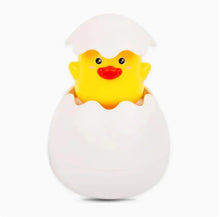 Load image into Gallery viewer, Baby Bathing Toy Duck Penguin Water Sprinkler