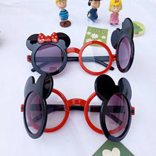 Load image into Gallery viewer, Children's Minnie Sunglasses Kids Mickey Flip Shape Glasses Boys And Girls Sunglasses Sunglasses Cute Glasses Frames