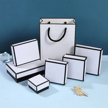 Load image into Gallery viewer, Luxury Jewelry Gift Box Set – White & Dark Green Case