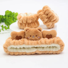 Load image into Gallery viewer, 3pcs Wash Face Headband Soft Comfortable Plush Headband Wrist Strap Set For Girls Cartoon Cat Ear Shaped Wash Up Headband Kit