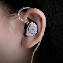 Load image into Gallery viewer, SIMGOT EW200 HiFi 이어폰 SCP 10mm Diaphragm Dual-Magnetic-Circuit Dual-Cavity Dynamic Driver In-Ear Earphones Computer Games Music