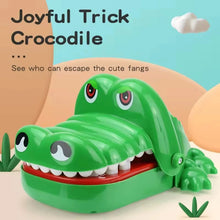 Load image into Gallery viewer, New Family Toys Crocodile Teeth Toys Alligator Family Party Toy Interactive Mini Biting Finger Game Non‑Toxic for Family Games
