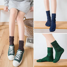 Load image into Gallery viewer, Fashion Women's Socks Golden Silver Silk Socks Spring Autumn Harajuku Retro Shiny Filigree Socks Women Breathable Glitter Socks