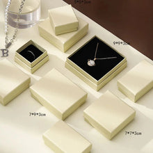 Load image into Gallery viewer, Luxury Jewelry Gift Box Set – White & Dark Green Case