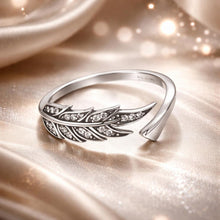 Load image into Gallery viewer, 925 Sterling Silver Pavé Setting CZ Leaf Ring for Women