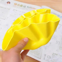 Load image into Gallery viewer, Adjustable Baby Shampoo Cap Shower Kids Bath Visor Head Baby Colorful Ear Protection For Bath Time
