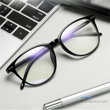 Load image into Gallery viewer, Anti Eye Strain Attractive Anti Blue Light Computer Reading Glasses For Women & Men Round New Reading Presbyopic Attractive Glasses For Men And Women