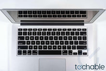 Load image into Gallery viewer, Apple MacBook Air 13-inch (2014) 1.7GHz i7 8GB RAM MF068LL/A