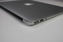 Load image into Gallery viewer, Apple MacBook Air 13-inch 2015 2.2GHz Core i7 8GB SSD (Wear & Tear Special)