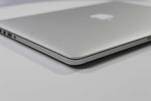 Load image into Gallery viewer, Apple MacBook Pro 13-inch 2014 2.6GHz Core i7 8GB RAM Integrated Graphics (Wear & Tear Special)