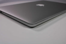 Load image into Gallery viewer, Apple MacBook Pro 15-inch 2013 2.8GHz Core i7 16GB RAM Dual GPU (Wear & Tear Special)