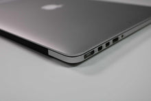 Load image into Gallery viewer, Apple MacBook Pro 15-inch 2013 2.8GHz Core i7 16GB RAM Dual GPU (Wear & Tear Special)