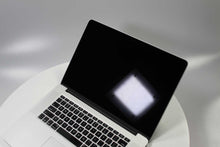 Load image into Gallery viewer, Apple MacBook Pro 15-inch 2013 2.8GHz Core i7 16GB RAM Dual GPU (Wear & Tear Special)