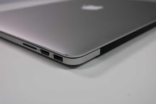 Load image into Gallery viewer, Apple MacBook Pro 15-inch 2013 2.8GHz Core i7 16GB RAM Dual GPU