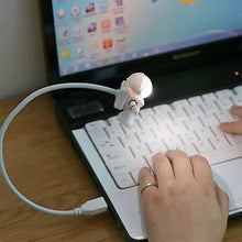 Load image into Gallery viewer, Astronaut Reading LED Night Light