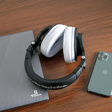 Load image into Gallery viewer, ATH M50X Earpads - Velour Hybrid