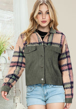 Load image into Gallery viewer, Plaid Corduroy Flap Pockets Button Up Jacket Trendy Outerwear With Classic Flap Pockets For Casual Comfort