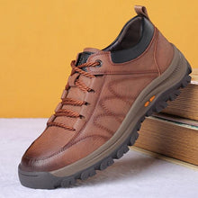 Load image into Gallery viewer, Business Black Leather Mens Casual Shoes Spring Lace-up Platform Travel Shoes Wear-Resistant Shoes Elegant Style Men's Shoes Flat Round Toe Fashion Dress Shoes For Men