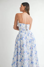Load image into Gallery viewer, Sweetheart Neckline Floral Printed Midi Dress – Floral Midi Dress, Sweetheart Neckline Dress, Romantic Midi Dress, Feminine Floral Dress, Elegant Midi Dress