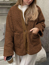 Load image into Gallery viewer, Modern Cozy Women Luxuriously Cozy Contrast Button Up Sherpa Jacket with Pockets For Fall & Winter