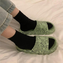 Load image into Gallery viewer, Cartoon Couple Fashion Bear Sandals Non-Slip Thick-Soled Indoor And Outdoor Slippers Men's Flip Flops Athletic Slide Sandals Flat Slip On Sandals For Women Summer Slippers