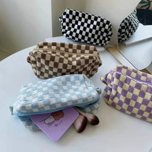 Load image into Gallery viewer, Checkered Pattern Zipper Makeup Bag