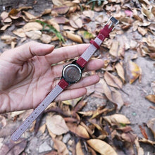Load image into Gallery viewer, Children Retro Case Design Cute Cat Kids Watch Quartz Analog Children Watches Minimalist Dress Fashion Quartz Luxury Round Leather Strap Slim Women Watches