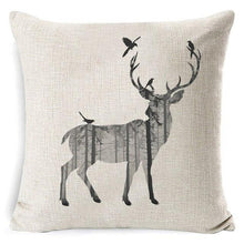 Load image into Gallery viewer, Christmas Deer Cushion Cover Soft Plush Pillow Deer Throw Pillow Covers Decorative Animal Pillowcase Cotton Linen Cushion Cover For Couch Bed Home Office Throw Pillow Cover Christmas Pillow Case 45x45CM