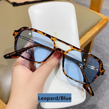 Load image into Gallery viewer, Classic Fashionable Retro Shape Double Bridges Style Women Sunglasses Polarized Square Sunglasses for Women Men Classic Pink Gradient Eyewear Trending Sunglasses
