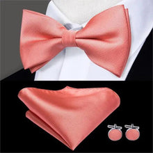 Load image into Gallery viewer, Classic Green Bow Ties Men Silk Butterfly Tie With Pocket Square And Cufflinks Set For Men Elegant Design Wedding Party Bowties Solid Color Gentleman Bow Tie And Pocket Square Cufflink Set