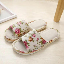 Load image into Gallery viewer, Comfortable Elegant Flower Design Indoor Soft Slipper Spring Autumn Lightweight Flip Flops For Women Classic Bedroom Slippers Ladies Foldable Flip Flops