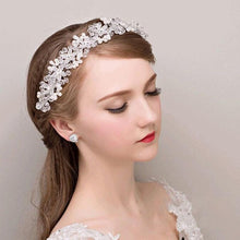 Load image into Gallery viewer, Crystal Pearl Hair Belt Wedding Bridal Hair Ornaments Hair Jewelry Decorations for Brides Wedding Gorgeous Hair Accessories For Women
