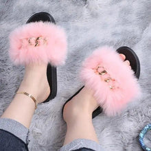 Load image into Gallery viewer, Cute Fluffy Ladies Indoor Warm Slippers Furry Luxury Flip Flops Women's Fashion Flat Soft Flip Flops