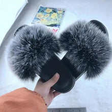 Load image into Gallery viewer, Cute Fluffy Ladies Indoor Warm Slippers Furry Luxury Flip Flops Women's Fashion Flat Soft Flip Flops