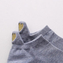 Load image into Gallery viewer, Cute Heart Design 4 Pairs Socks For Women Fashion Spring Cotton Modern Girls Casual Outdoor Socks For Women