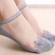 Load image into Gallery viewer, Cute Sock Slipper Women 1 Pair 2 Pieces Silk Spring Summer Thin Breathable Girl Socks Women Socks Breathable Anti-Friction Ultra Thin Socks for Women Transparent Lace Silk Elastic Socks
