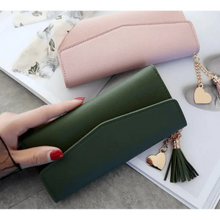 Load image into Gallery viewer, Dazzling Wallets For Phone, Clutch Bag, Purses, Long Wallets For Girl And Ladies Cute Money Coin Pocket And Card Holder Tassel Wallets