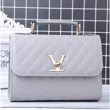 Load image into Gallery viewer, Decent Black Luxury Crossbody Bags For Women And Girls Designer Small Messenger Shoulder Bag For Women