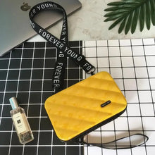 Load image into Gallery viewer, Delightful Designer Women Handbags For Women And Girls Small Shoulder Bag Women's Famous Clutch Bag