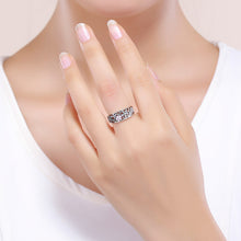 Load image into Gallery viewer, S925 Sterling Silver Ring Size 6.0