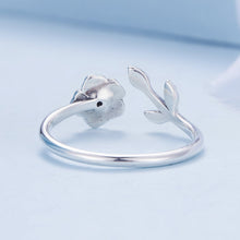 Load image into Gallery viewer, 925 Sterling Silver Oxidized Flower Design Ring with Pavé Setting CZ