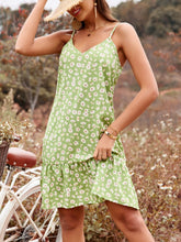Load image into Gallery viewer, Light Green Daisy Print V-Neck Mini Dress Floral Summer Lightweight Dress For Women