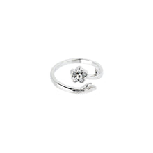 Load image into Gallery viewer, 10k White Gold Gem Flower Cubic Zirconia Toe Ring