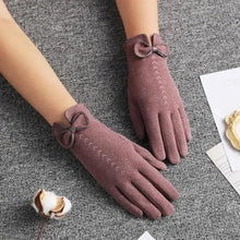 Load image into Gallery viewer, Elegant Black Winter Women Outdoor Warm One Size Gloves Fashionable Cute Bow Style Casual Gloves For Women