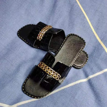 Load image into Gallery viewer, Elegant Black Women Chain Flip Flops Luxury Design Sandal Women Outdoor Slippers Casual Style Sandals