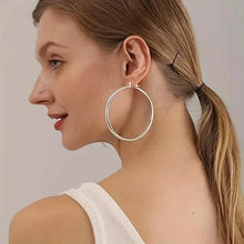 Load image into Gallery viewer, Elegant Daily Wear Round Circle Hoop Earrings