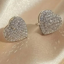 Load image into Gallery viewer, Elegant Heart-Shaped Zirconia Stud Earrings