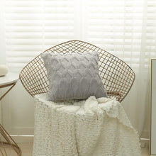 Load image into Gallery viewer, Elegant Plush Pillow Cover Geometric Soft Plush Short Wool Velvet Decorative Throw Pillow Covers Luxury Style Cushion Case Pillow Decorative Throw Pillow Case Soft Cozy Bed Cushion Cover Faux Fur Home Decor