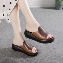 Load image into Gallery viewer, Elegant Woman Platform Slippers Summer Women Genuine Leather Slipper High Heel Shoes Women Outdoor Beach Slippers Wedge Sandals Shoes Loafers Walking Slip On Shoes Breathable Lightweight Work Comfortable Slippers