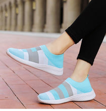 Load image into Gallery viewer, Elegant Women Shoes Espadrilles Knitted Sneakers Women New Flat Shoes Mix Color Casual Walking Shoes Slip-on Sock Shoe Lady Girls Running Shoes Mesh Air Mesh Womens Espadrilles